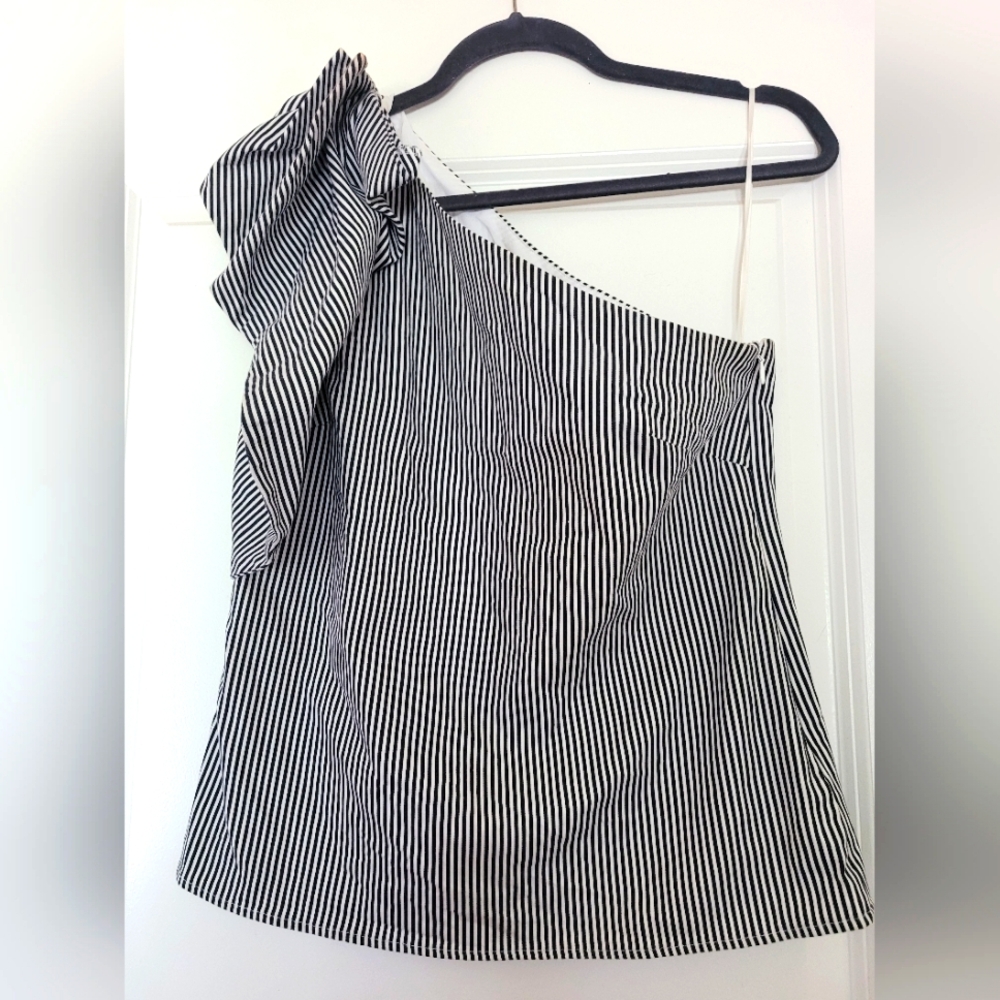 Black/white striped one shoulder top